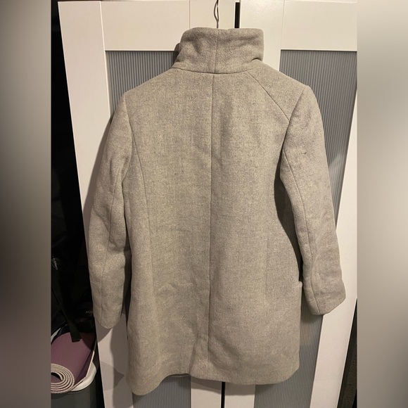 Wilfred Aritzia Cocoon Coat - Picture 4 of 8